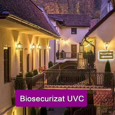 Drachenhaus Hotel Braşov Buitenkant foto